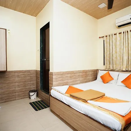 Hotel Sai Parikrama